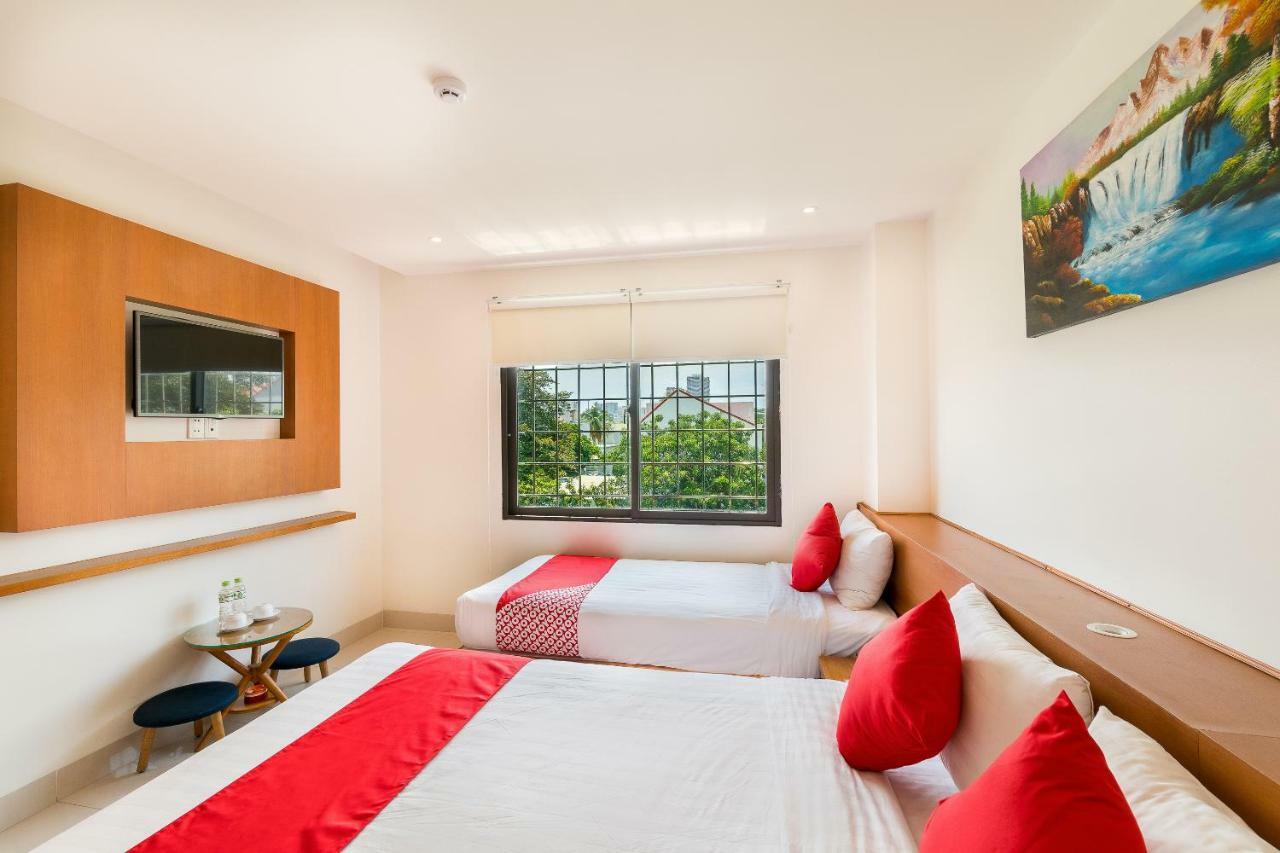 Oyo 284 Diamond Hotel Da Nang Luaran gambar